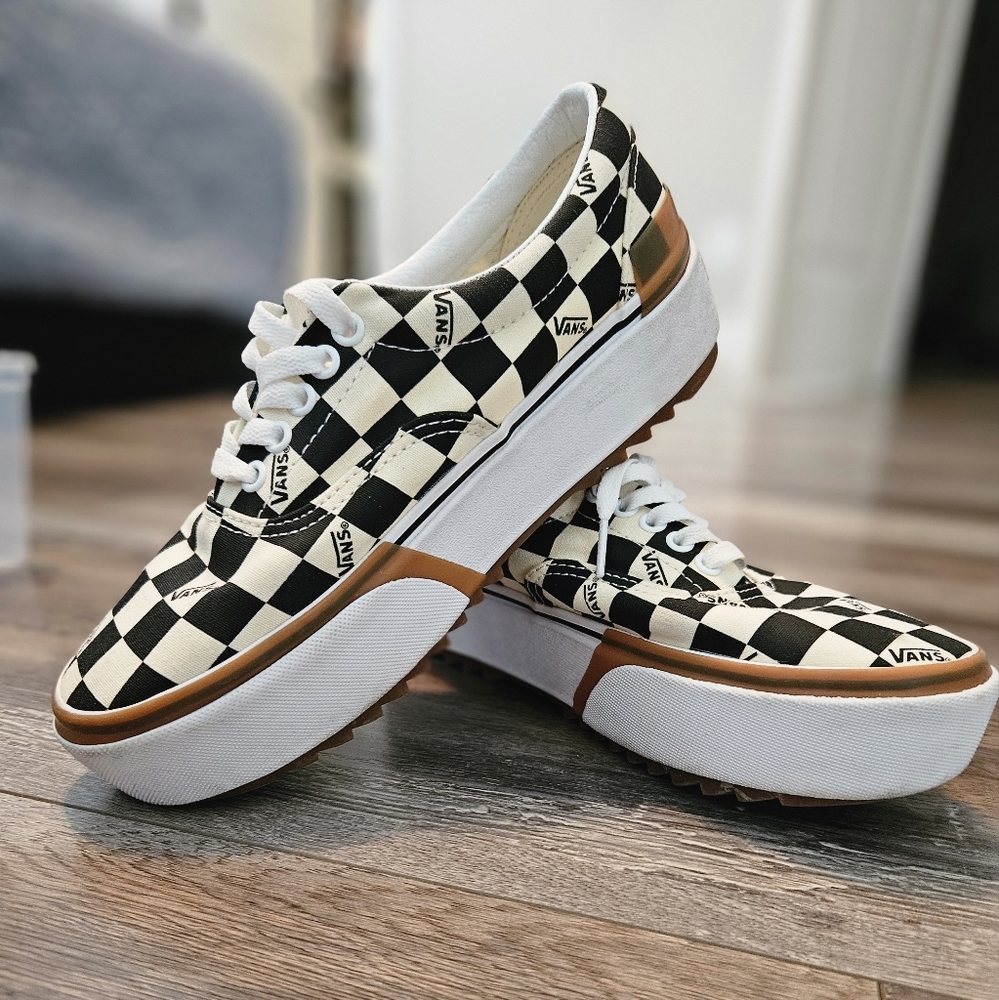 Platform Vans Size 9